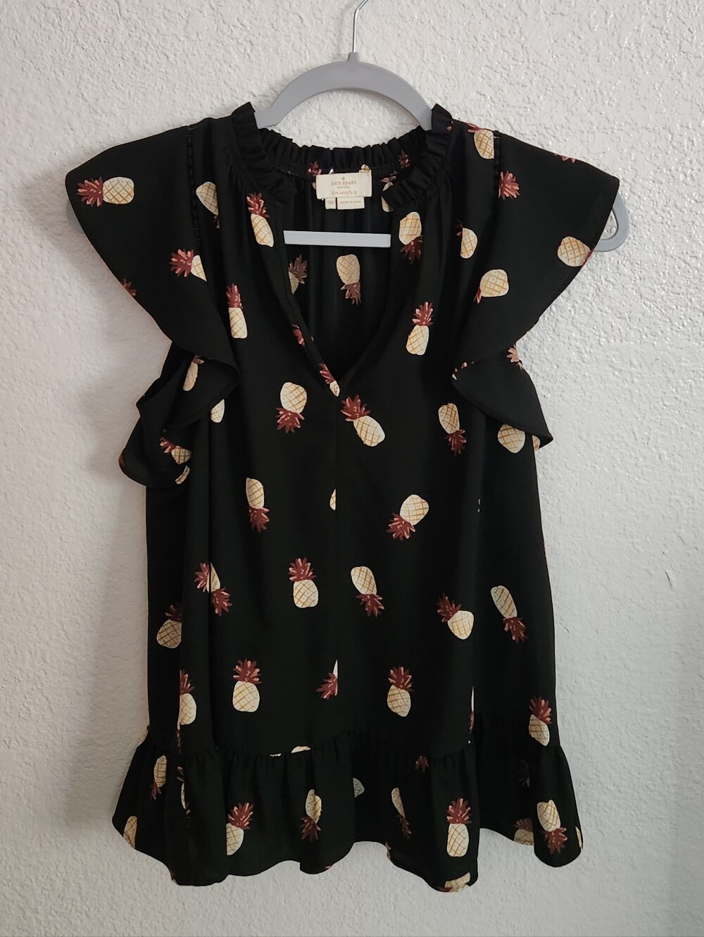 Kate Spade Pineapple Print Blouse. Size XS
